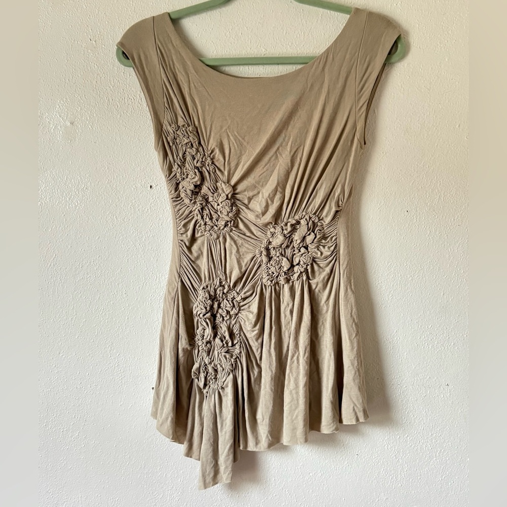 Vintage y2k Anthropologie Bailey 44 Tan Ruched Knit Asymmetrical Top Sz Small